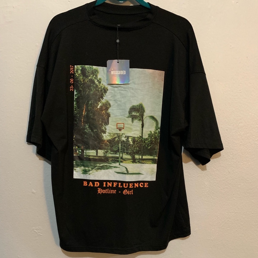 Missguided oversized t-shirt in the size US 00 - Picture 1 of 3